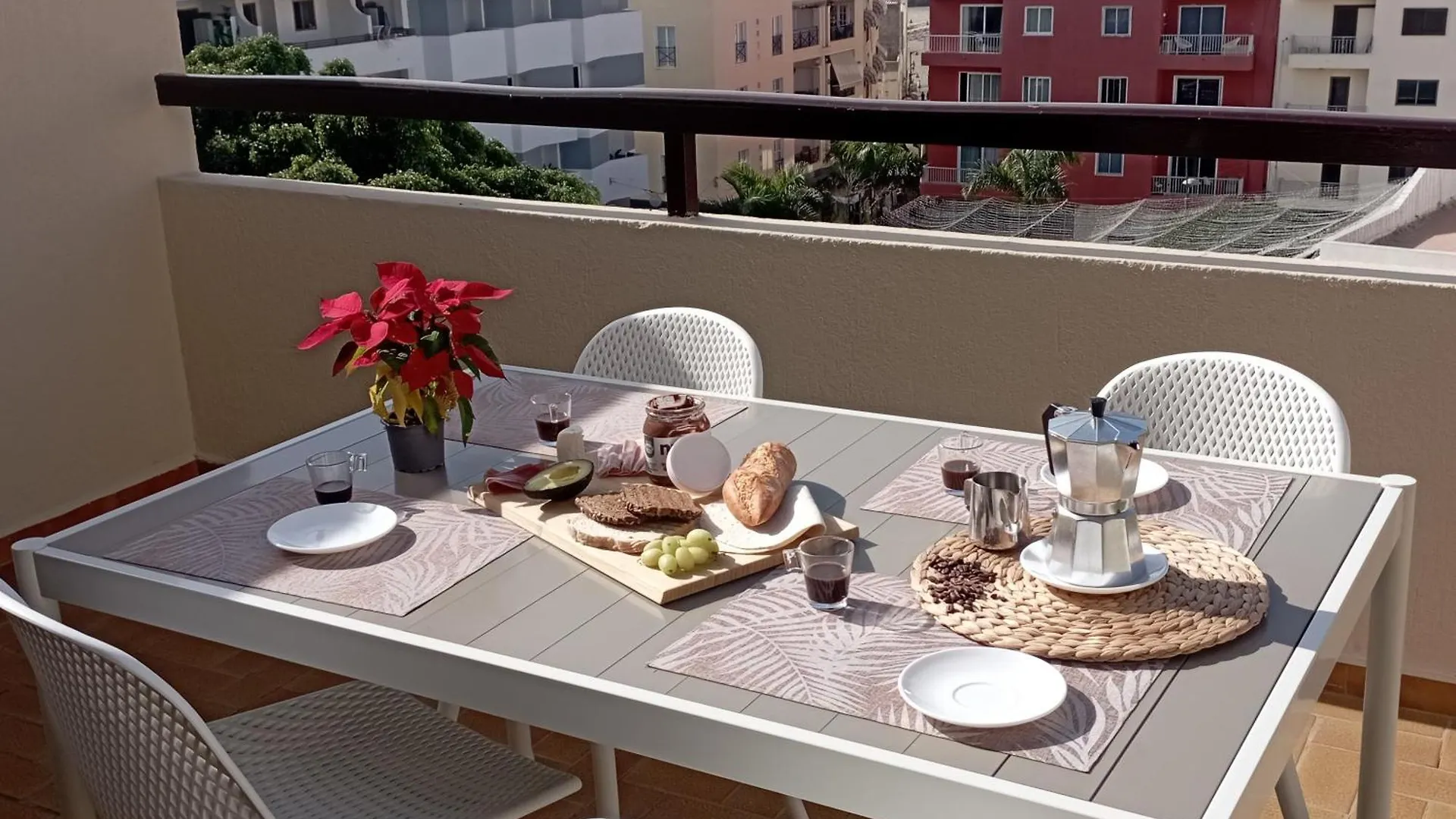 Cozy & Terrace Apartament5 Los Cristianos  Appartement